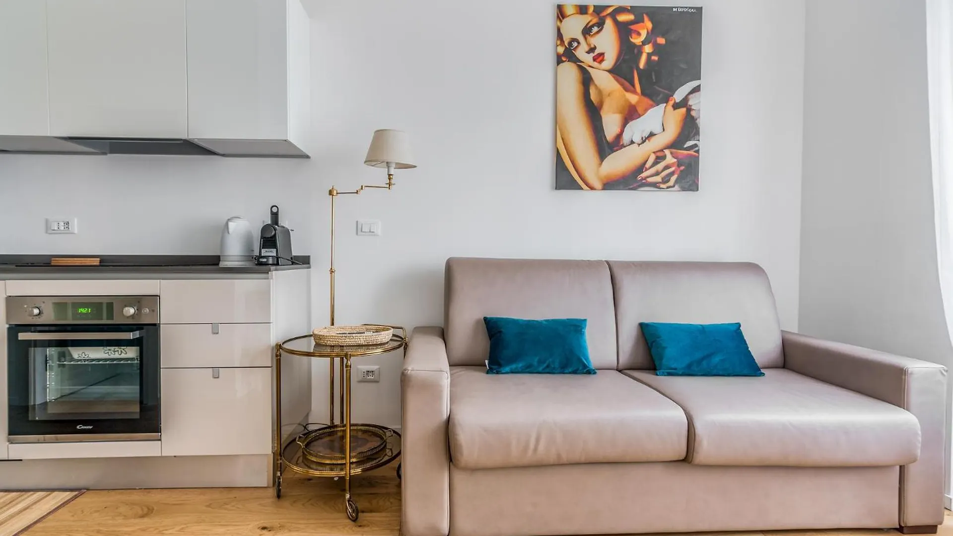 Milano Vetra-Parco Delle Basiliche 2 Pax- Wifi- Banfi Apartment
